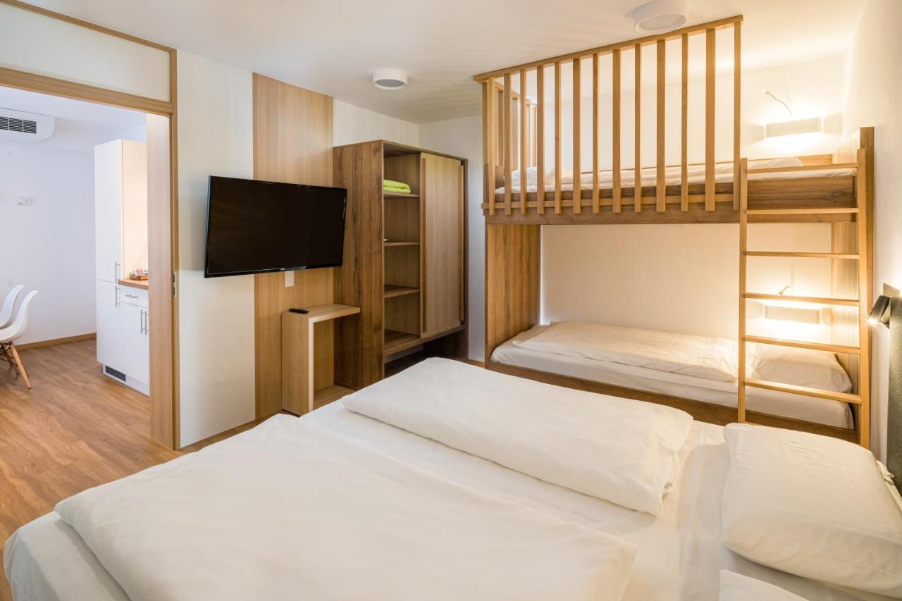 Hotel Knorz เซิร์นดอร์ฟ ภายนอก รูปภาพ