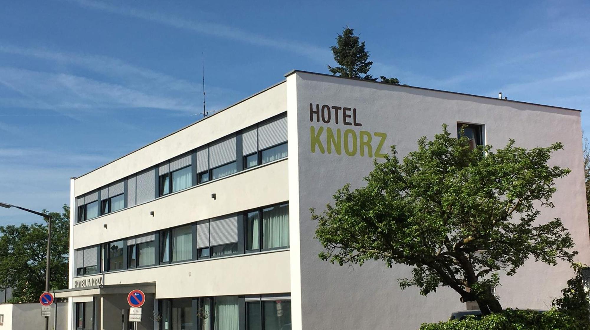 Hotel Knorz เซิร์นดอร์ฟ ภายนอก รูปภาพ