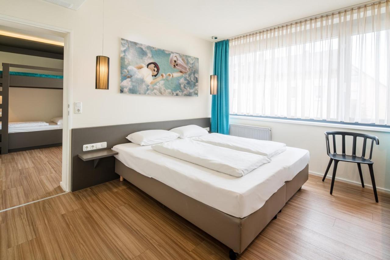 Hotel Knorz เซิร์นดอร์ฟ ภายนอก รูปภาพ